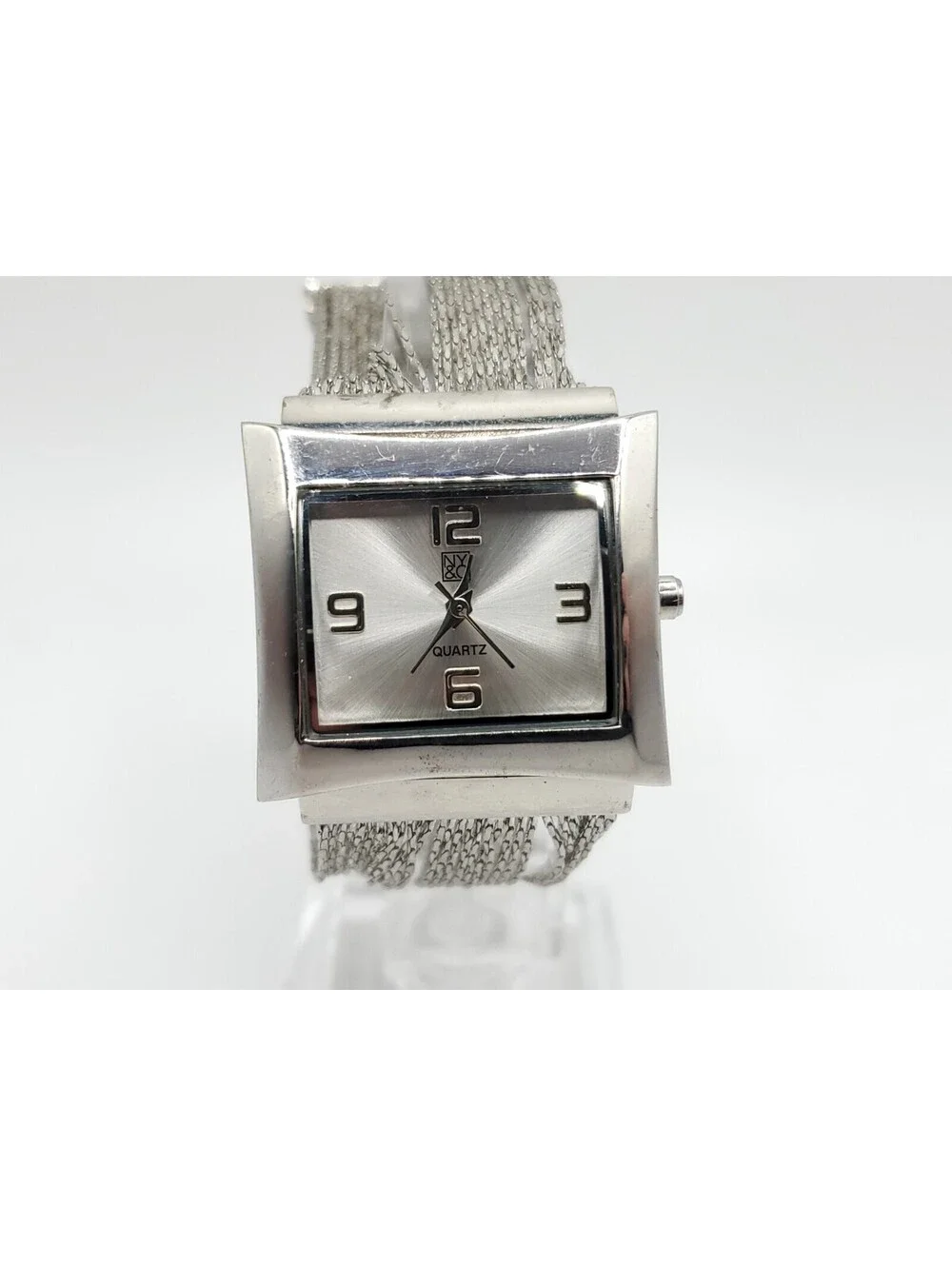 NY&C Quartz Womens Watch New Battery Silver Tone Chain Band 30mm